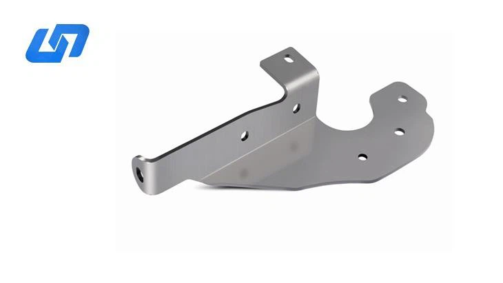 チタン金属部品のレーザー切断